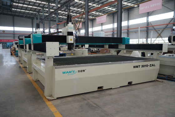 3015 5 axis 420mpa 37kw Pump Pressure High Pressure Water Jet Cutter
