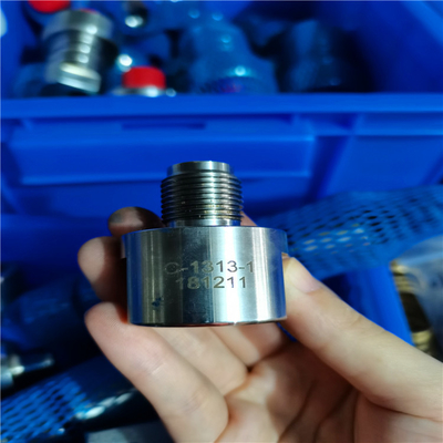 C-1313-1 FLOW 60k check valve outlet body adapter of water jet cutting machine waterjet pump parts